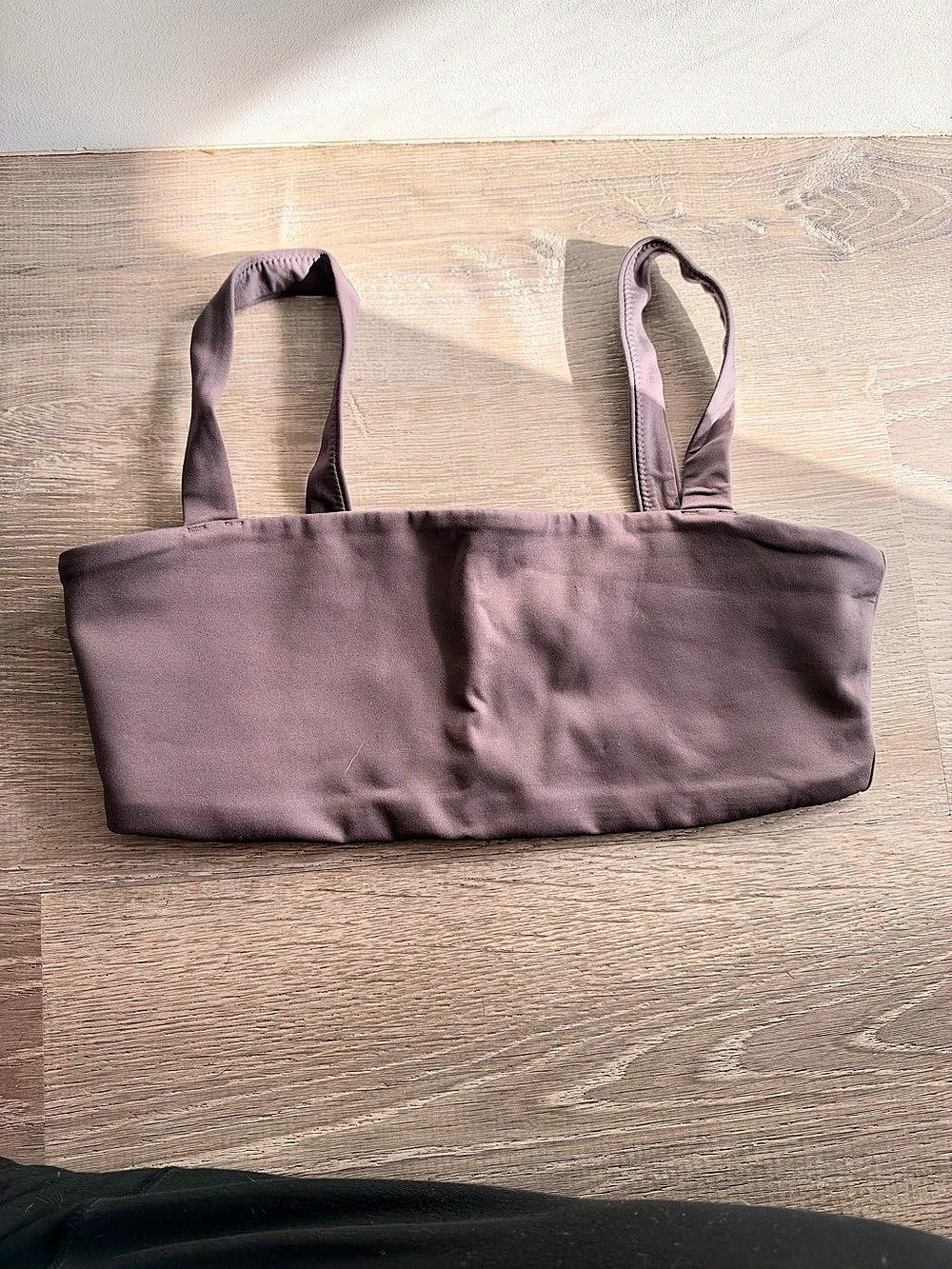 Vuori Evolve Square Neck Bra in Brown size Medium
